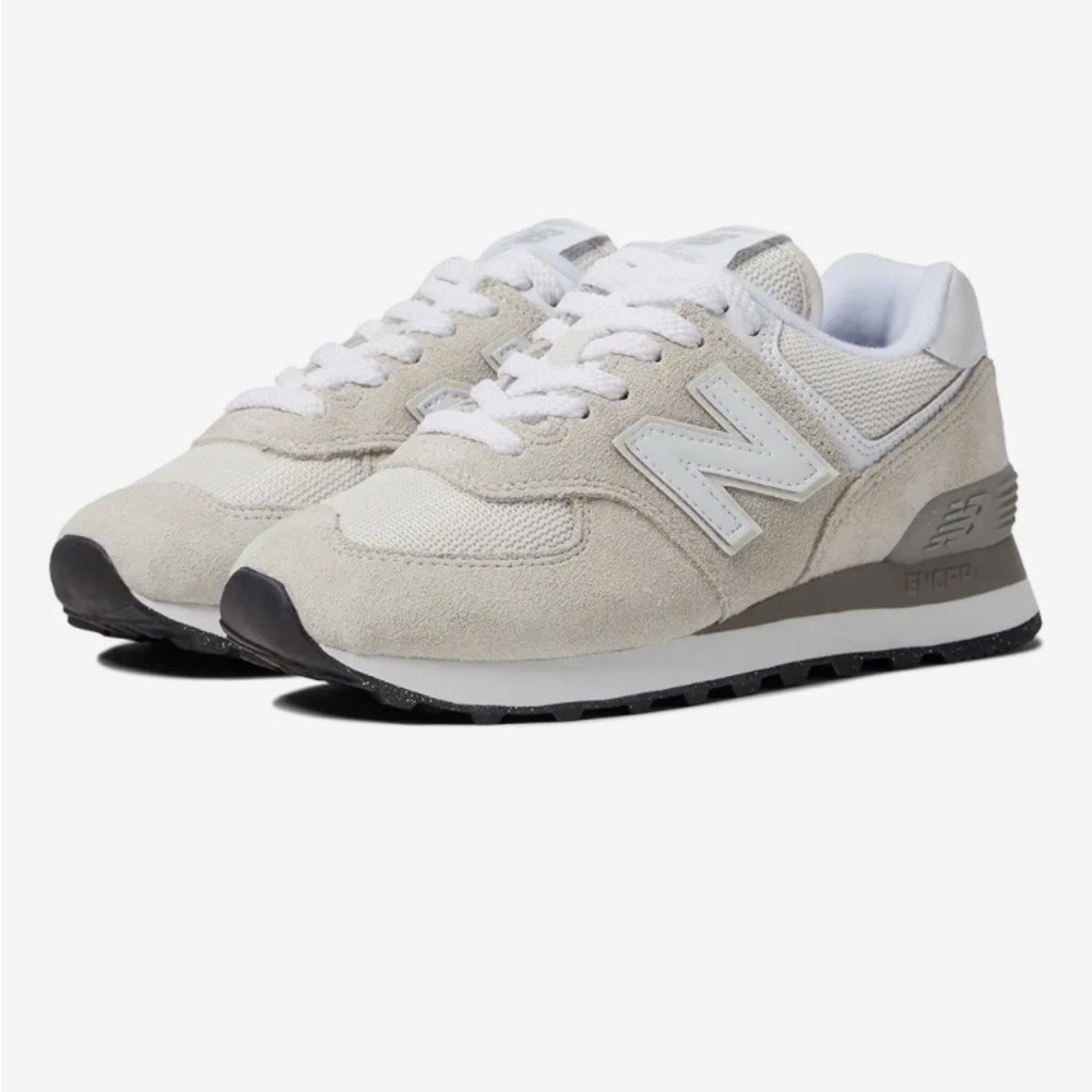 New Balance 574 Core (Size 9 Womens) in Nimbus Cloud/White